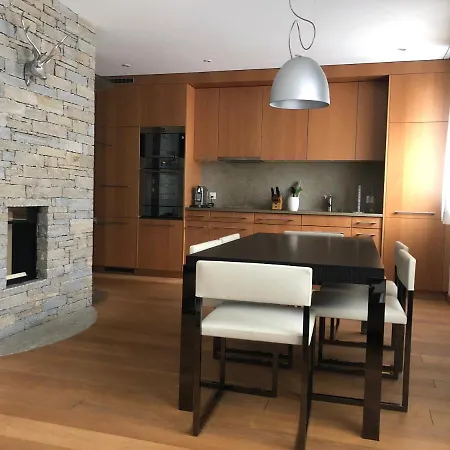 Luxury Apt And Garage *