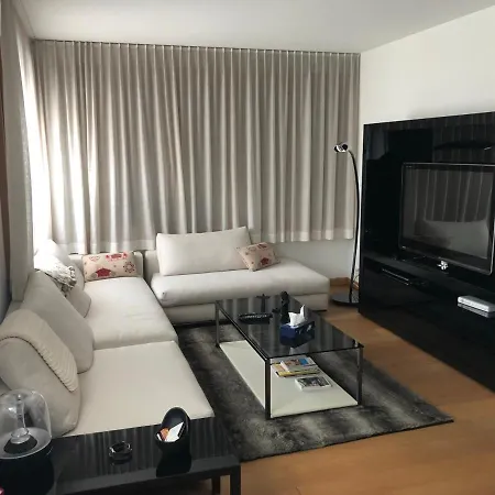 Luxury Apt And Garage