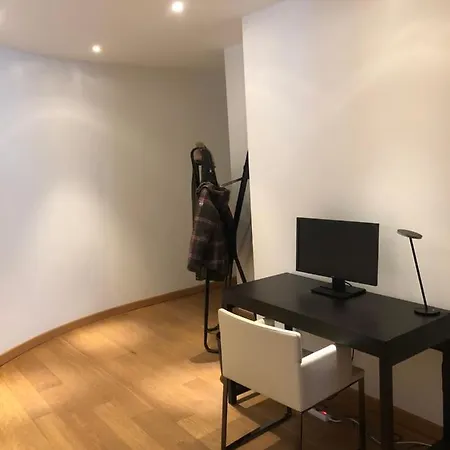 Apartment Luxury Apt And Garage *